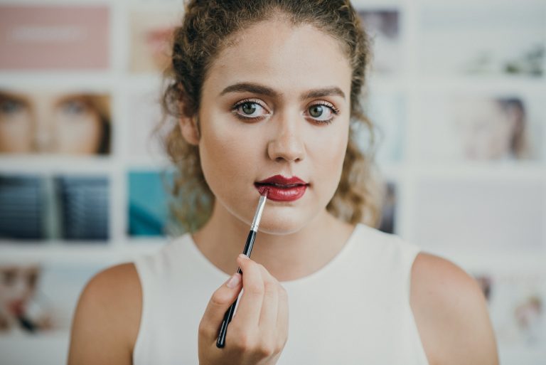 Quels sont les produits indispensables pour un maquillage au quotidien ?