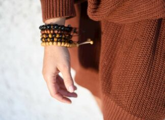 bracelets bouddhistes